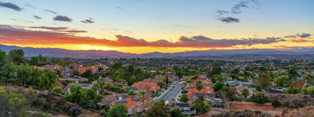 Community in Santa Clarita, CA